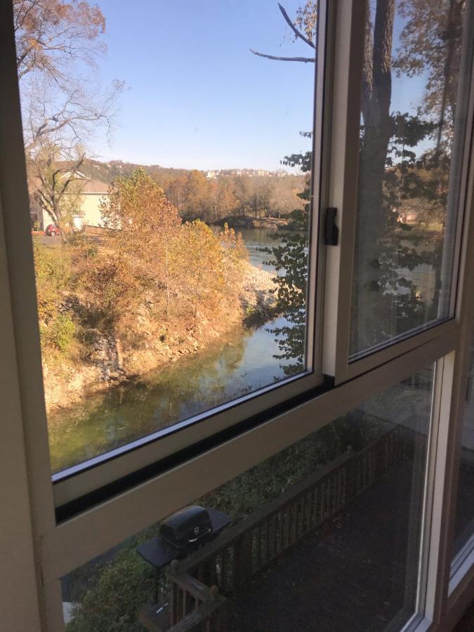 Lakeside Condo On Lake Taneycomo Бренсън Екстериор снимка